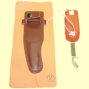 Emergency Dinghy Floating Knife by Beaufort - Click for the bigger picture